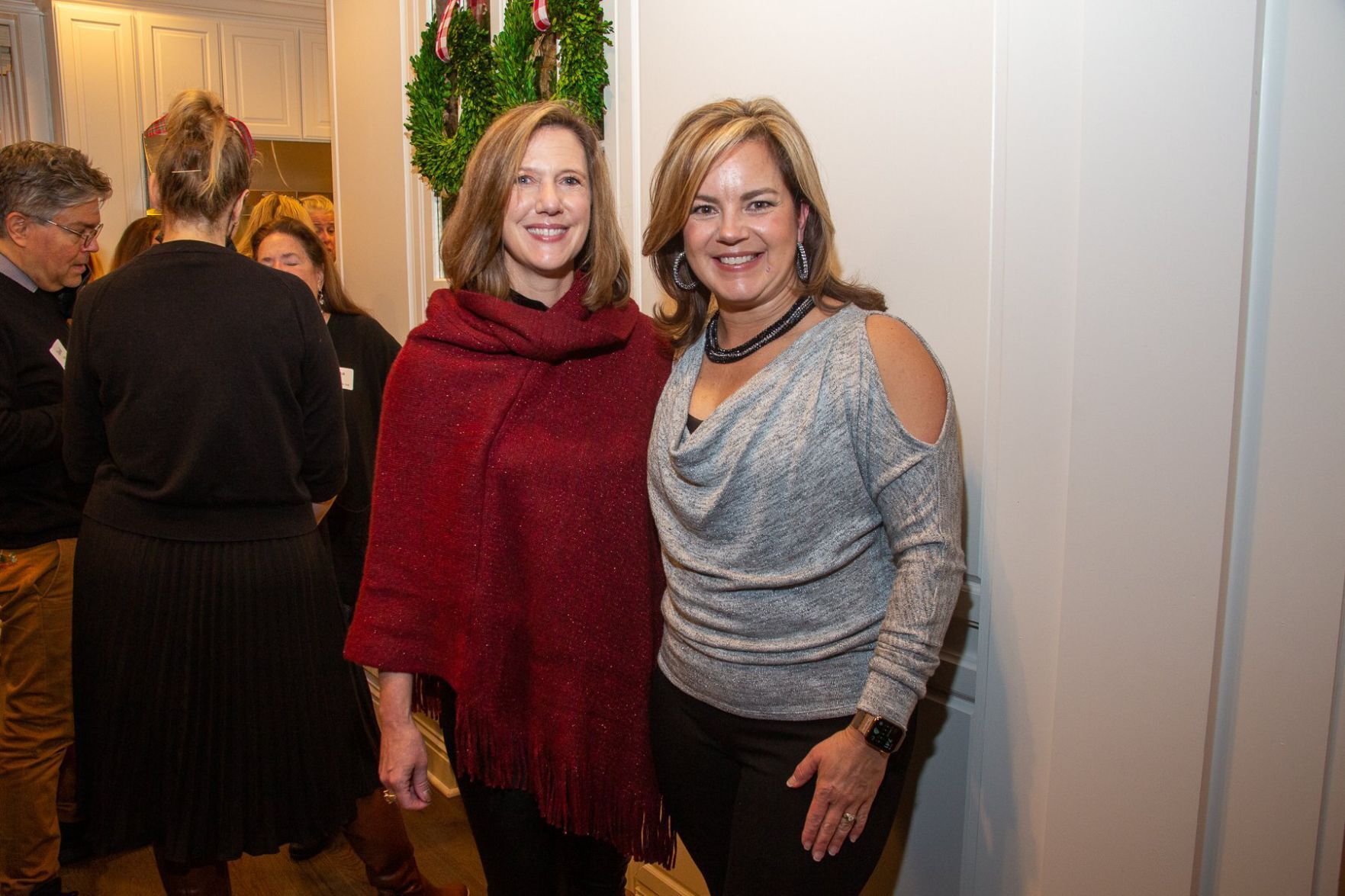Lisa Mooney, Eva Avery